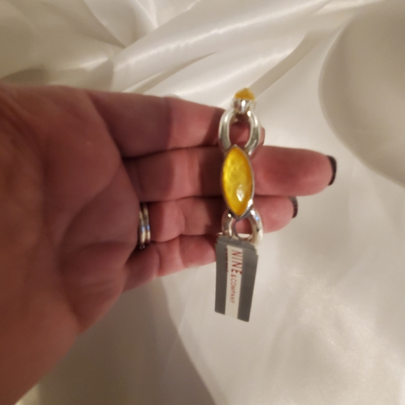 NINE WEST SILVER WITH  GOLD GEM BRACELET NWT - Picture 2 of 9